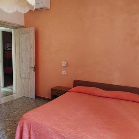 Chiaia Apartments Ponza Exterior foto