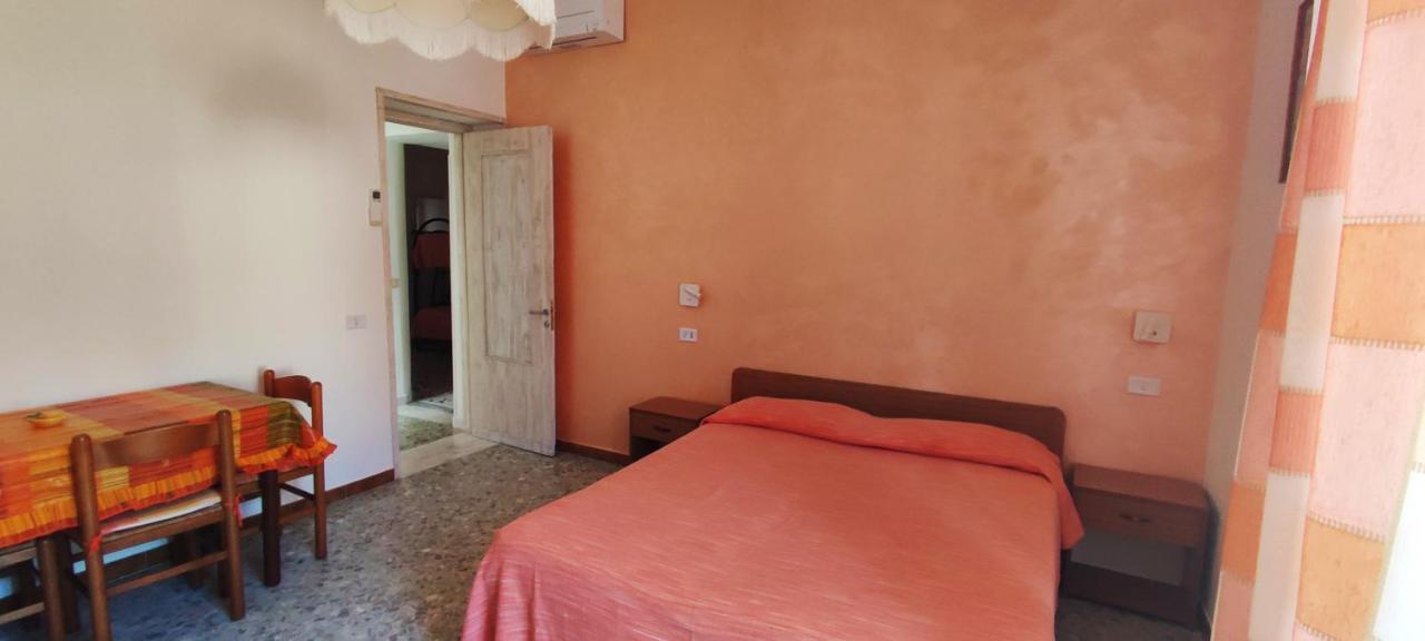 Chiaia Apartments Ponza Exterior foto